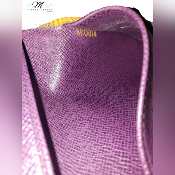 Louis Vuitton Epi Wallet - Picture 6 of 8